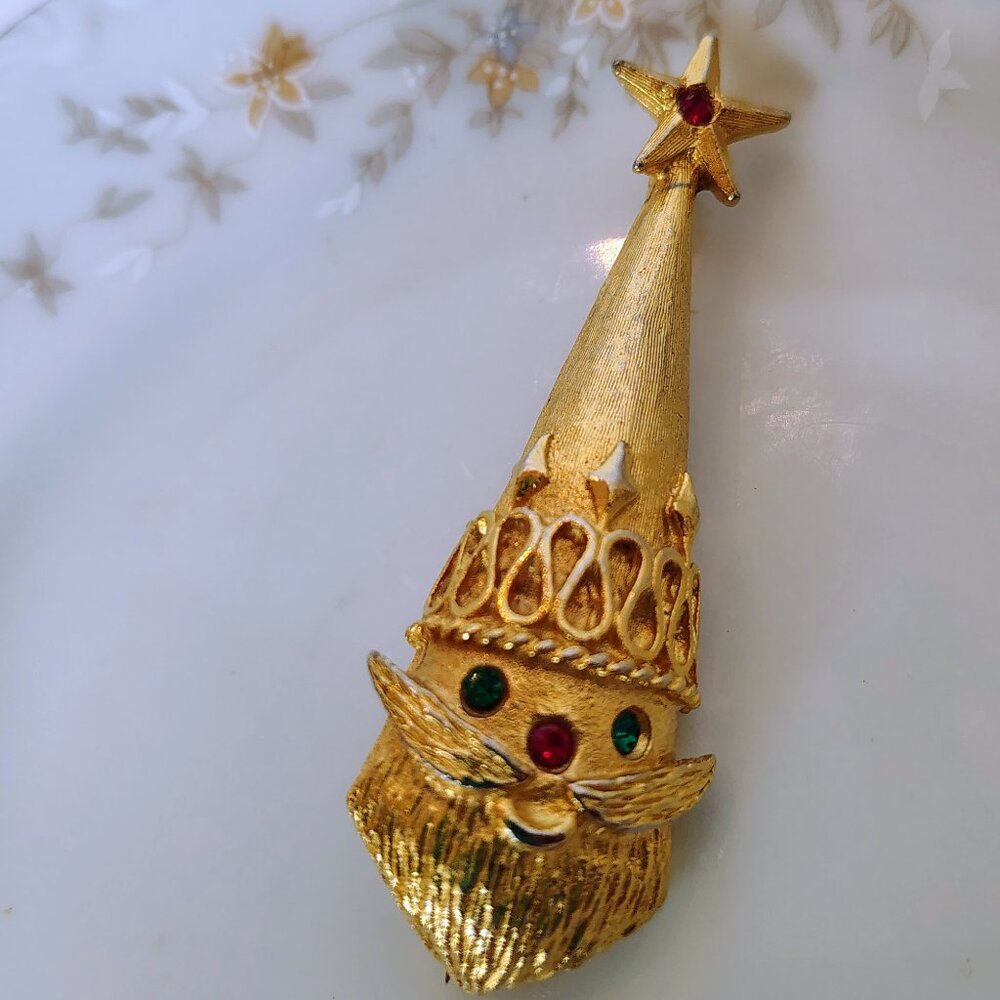 Vtg Signed Mylu Santa Green Eyes Rhinestone Red Nose Gold Tone Brooch